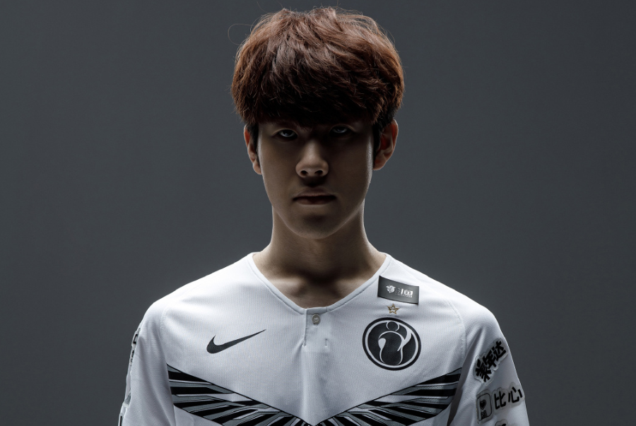 LNG分享昨日不敌JDG赛后返图：重整旗鼓 战至终章 还有败者组