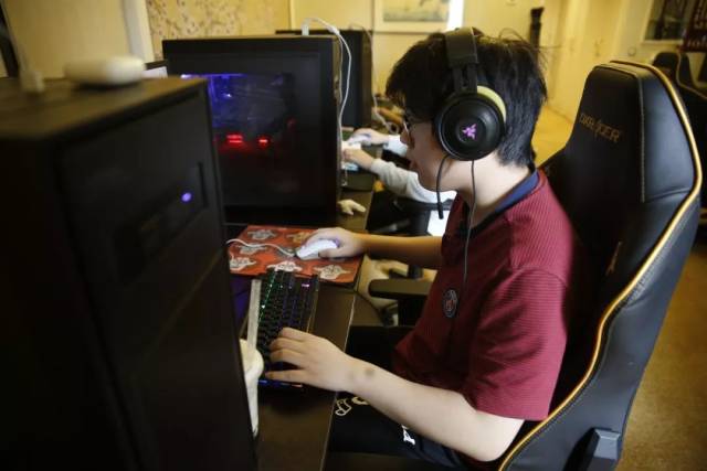 Karrigan讨论了Twistzz的回归和在 FaZe Clan 中的阵容变化；在ESL Pro League