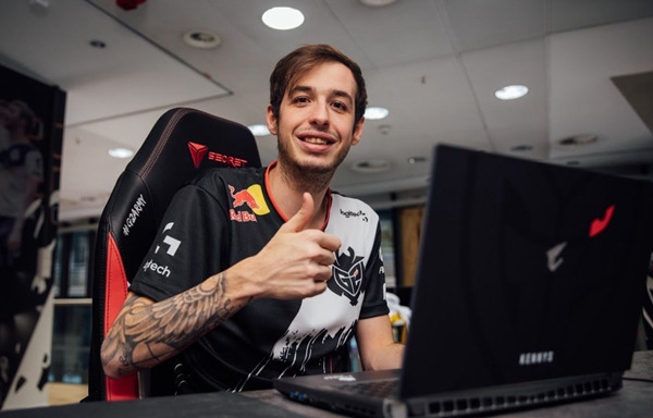 资讯《绝地求生》五周年渔夫帽虎怎么获得 五周年渔夫帽获得方法