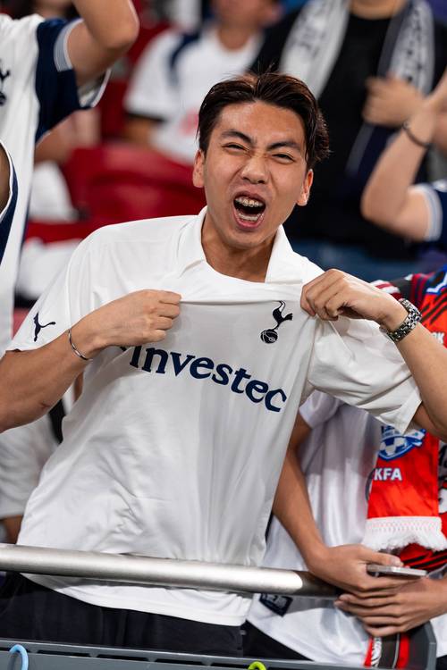 领先32分东契奇松懈太快！单节5失误遭疯狂追分 16中7湖人重返第五
